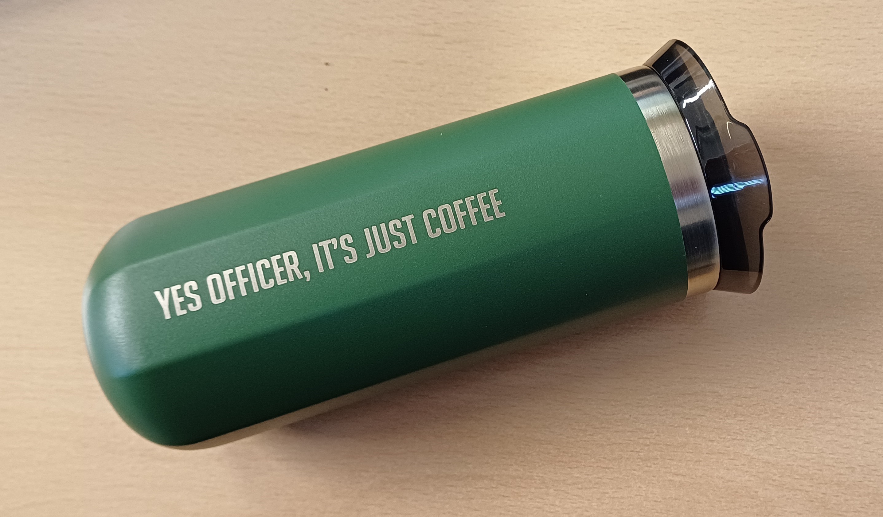 green travel coffee mug with engraving 