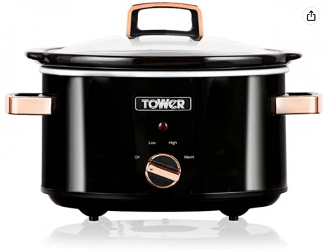 Tower Rose Gold Slow Cooker in rose gold. 